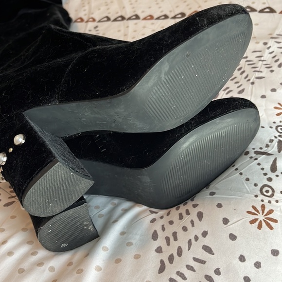 Knee high boots - Picture 6 of 6